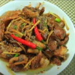 Hoàn thành món vịt kho gừng